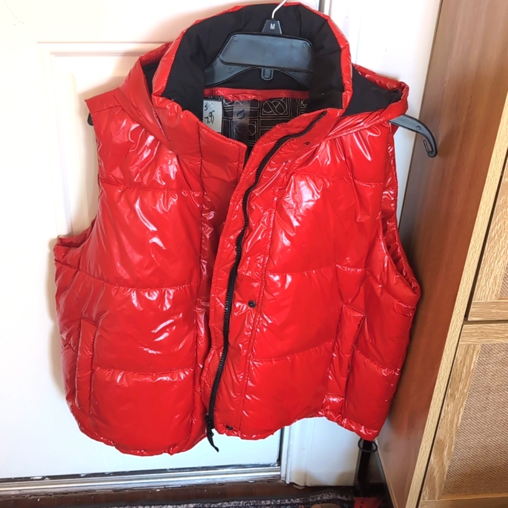 Lou & Grey red puffer sleeveless vest